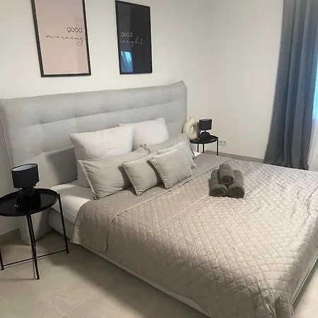 Luxury Marz Schwanau