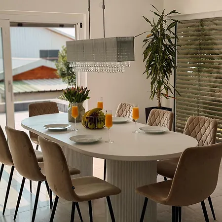 Luxury Marz Διαμέρισμα Schwanau