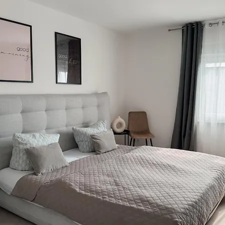 Luxury Marz * Schwanau